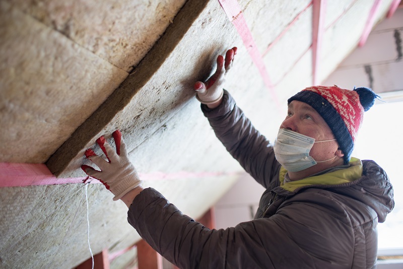 Insulation Installers #411801058 (AdobeStock) Star Companies, Inc.