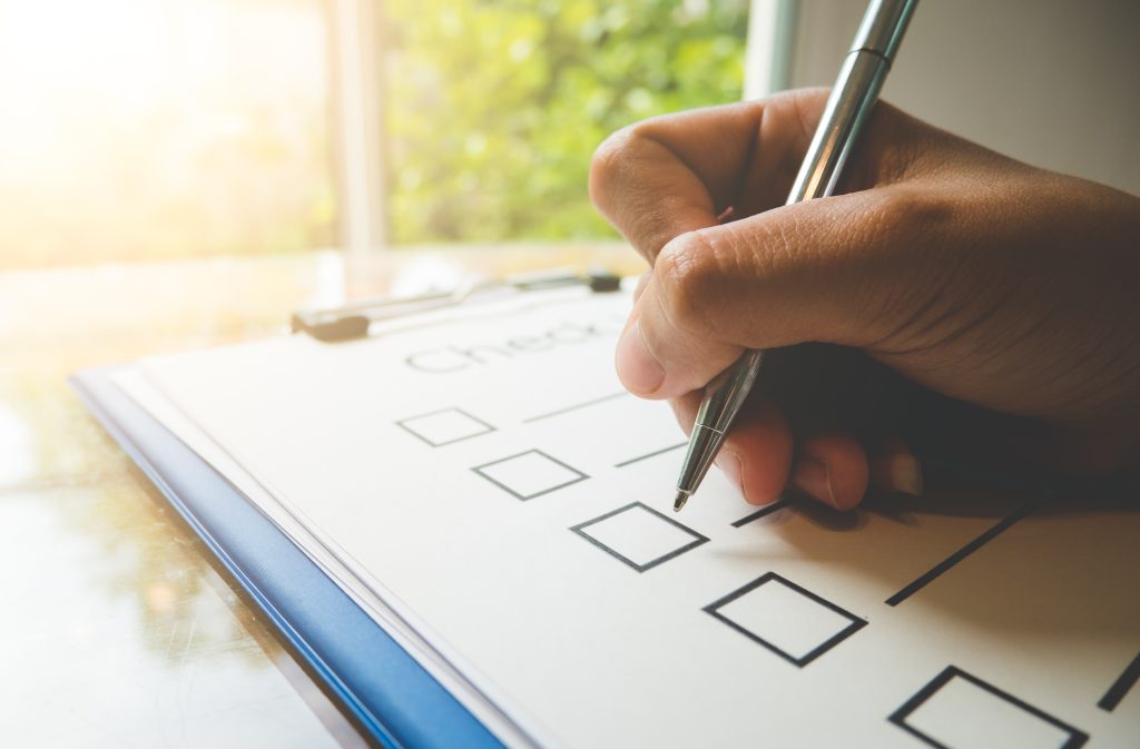 checklist for hiring insulation contractors